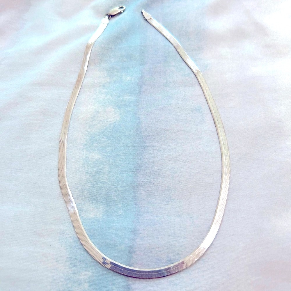 Italian silver herringbone chain chain18”